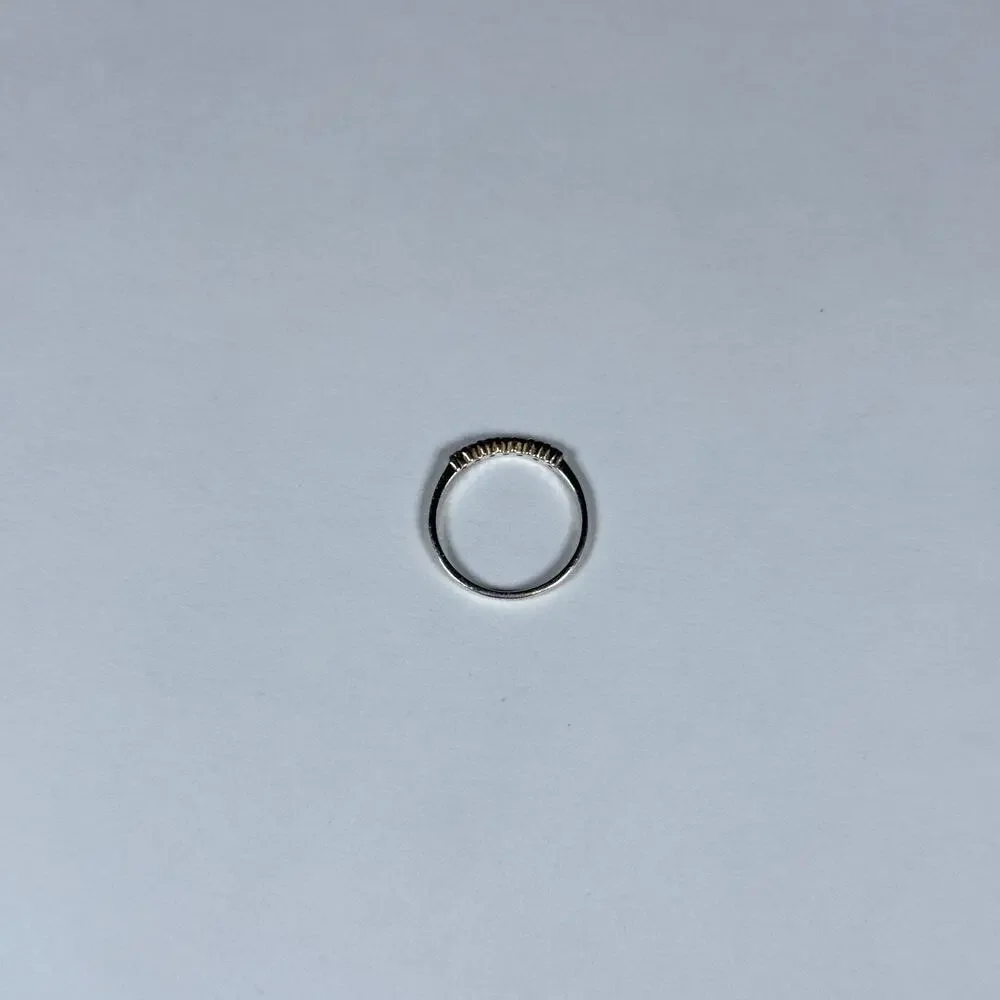 Vintage Cubic Zirconia Sterling Silver Ring 7.5us Size 1.16g